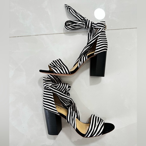 RAYE Maggie Heel in Black Stripe - Picture 3 of 7